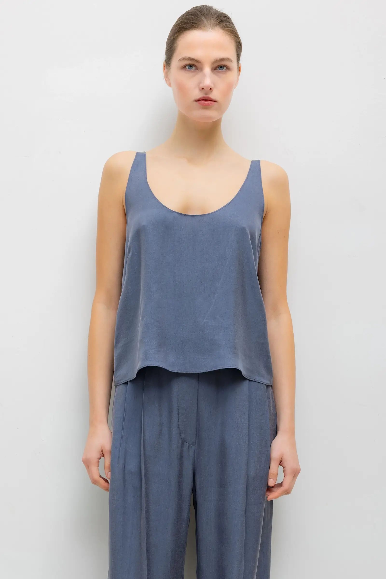 KIM SCOOP TANK *PRE-ORDER*