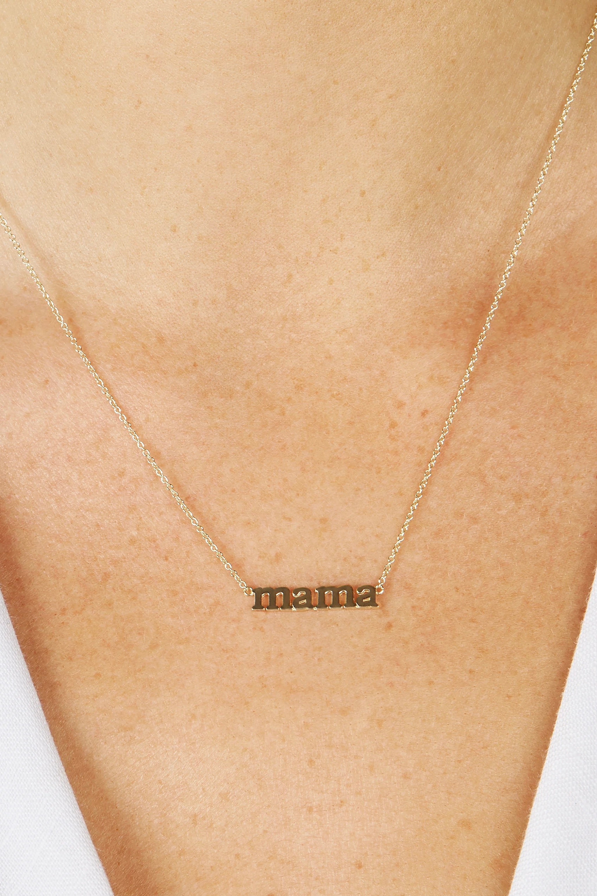 MAMA NECKLACE