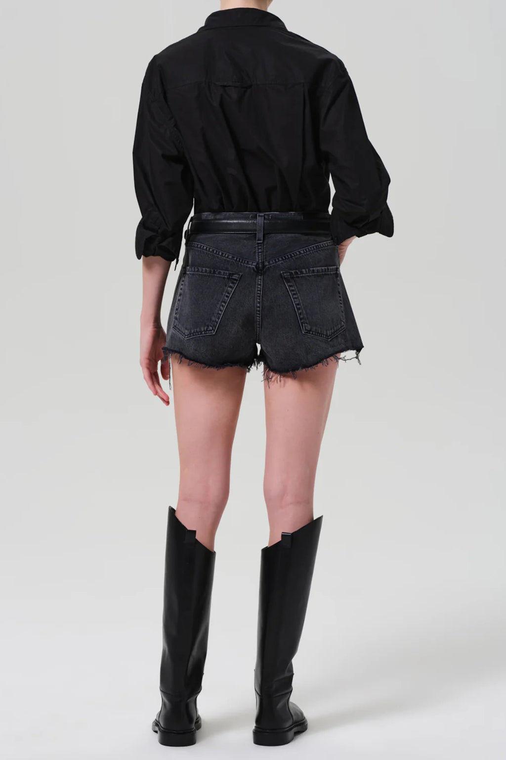 THE LORO SHORT IN VINTAGE BLACK