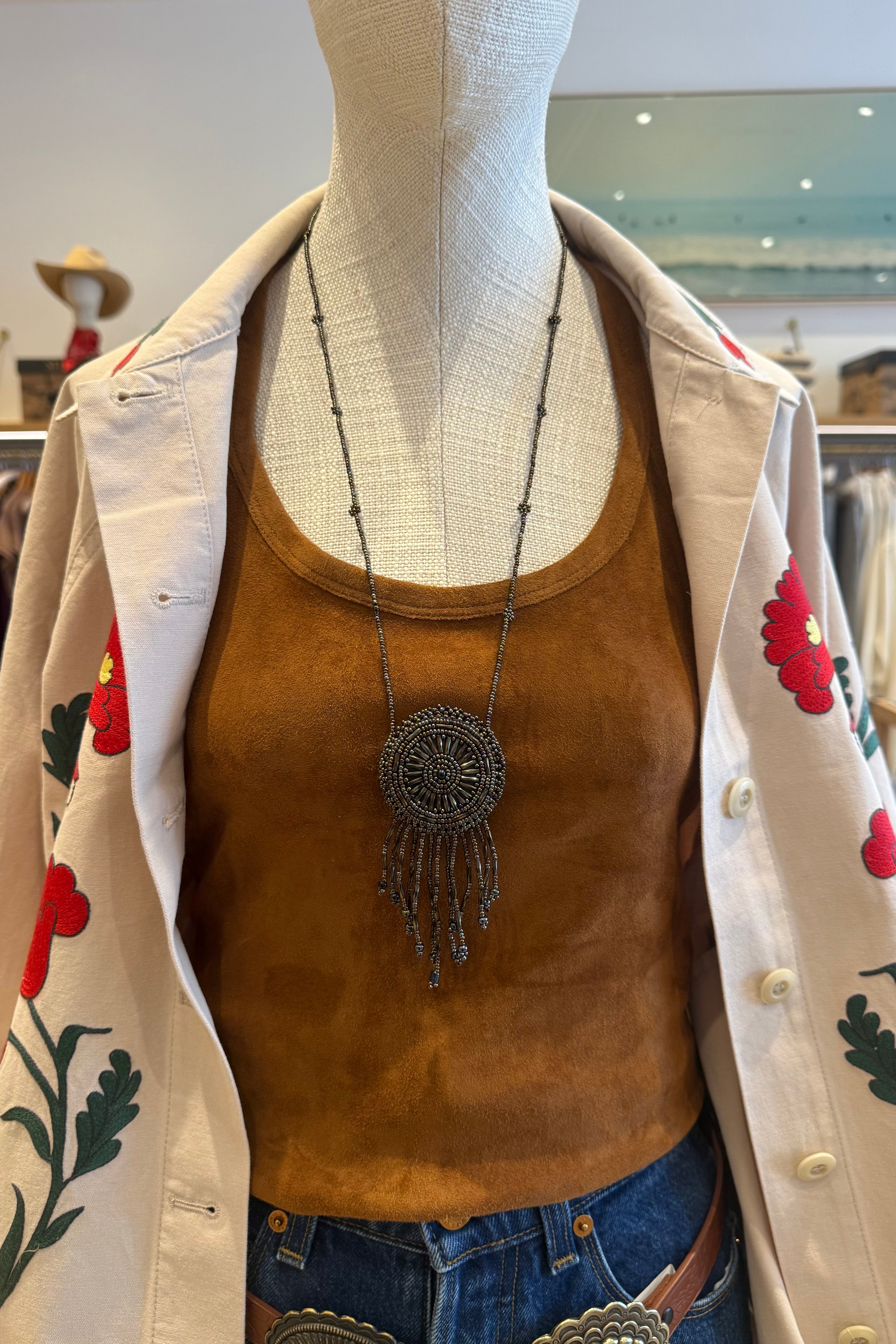 BEADED MEDALLION NECKLACE IN METALLIC GUNMETAL