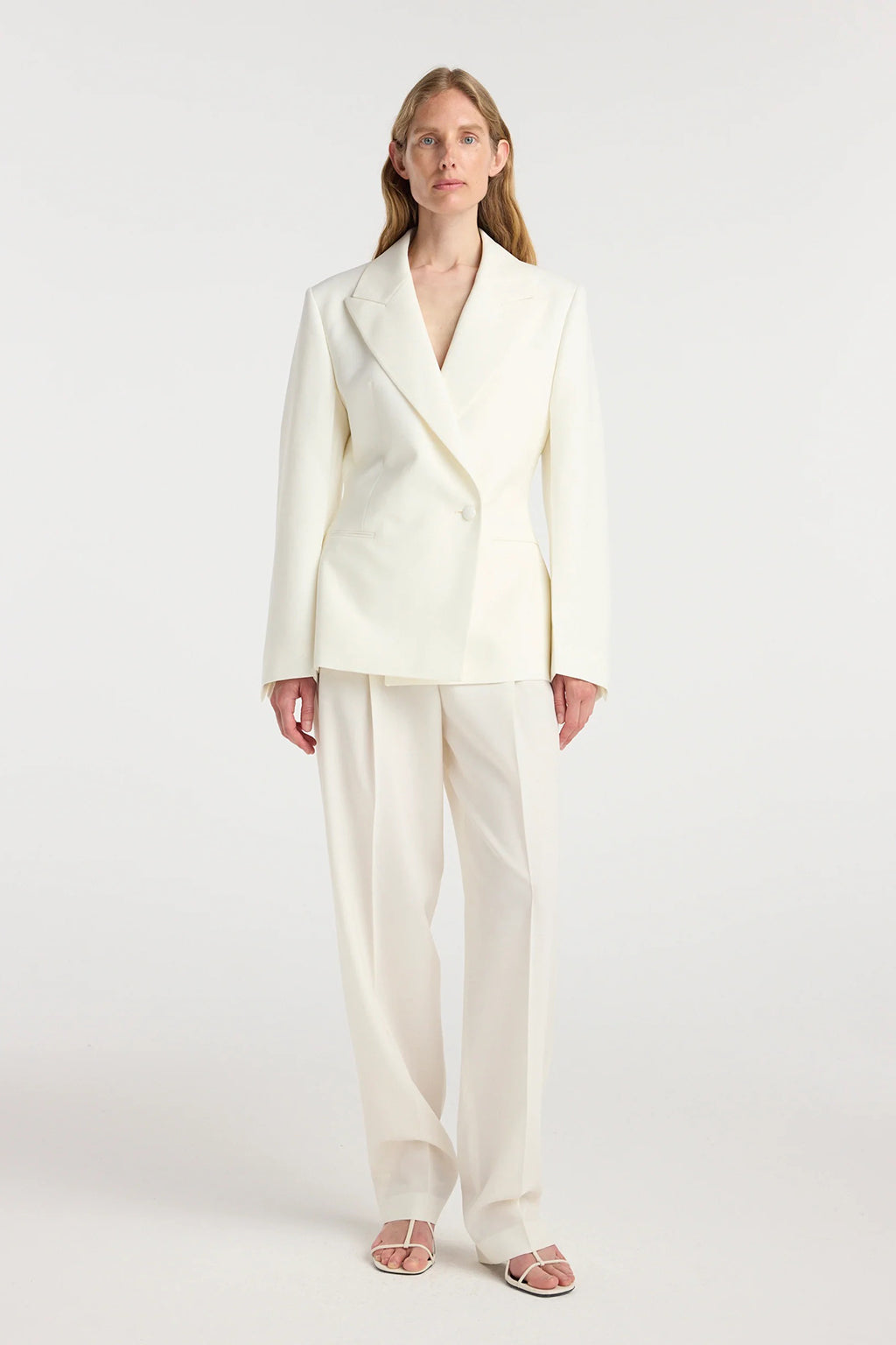 HOURGLASS SHAPED BLAZER *pre-order*
