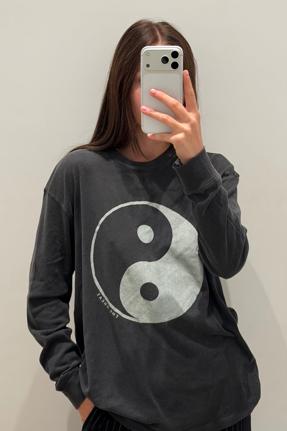 THE LONG SLEEVE RELAXED CREW