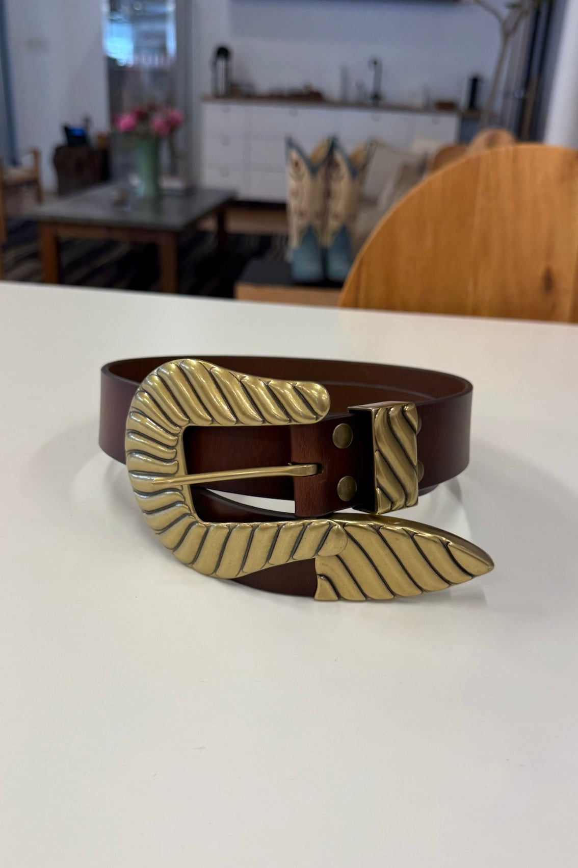 THE BIG BUCKLE BELT