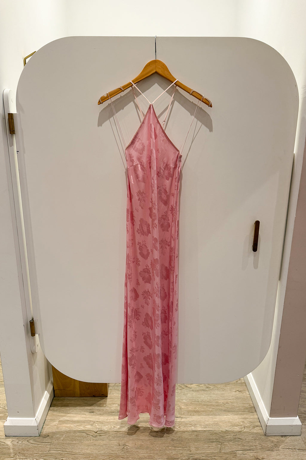 ELEGANT DRESS
