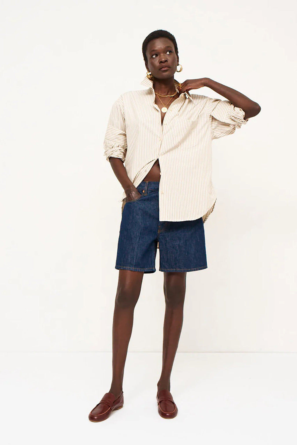 THE TAILOR SHORT IN RAW RINSE