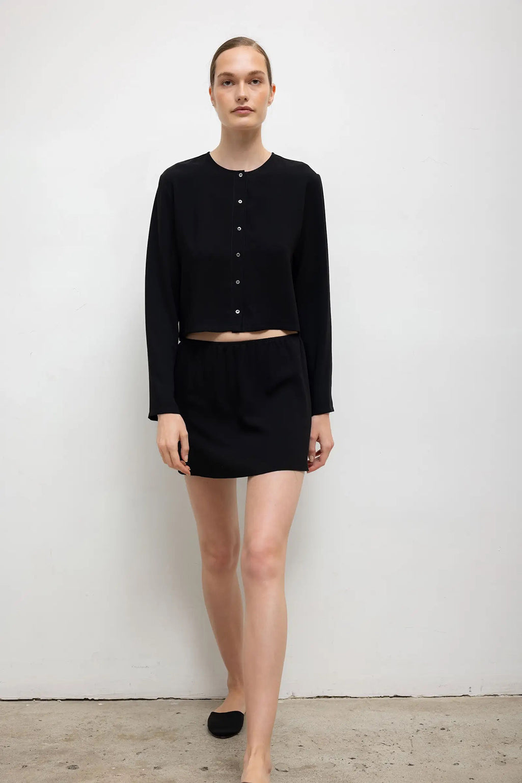 ARI CROP CARDIGAN