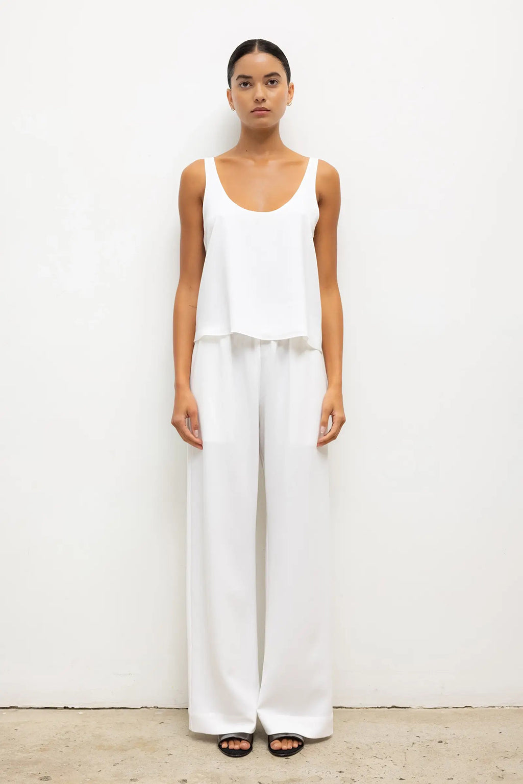 ARI SCOOP NECK TANK