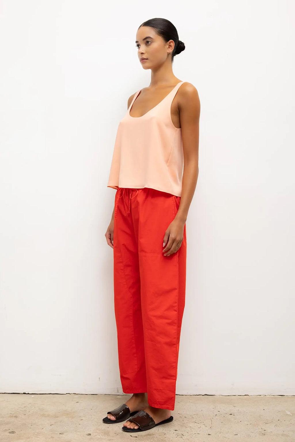 ARI SCOOP NECK TANK