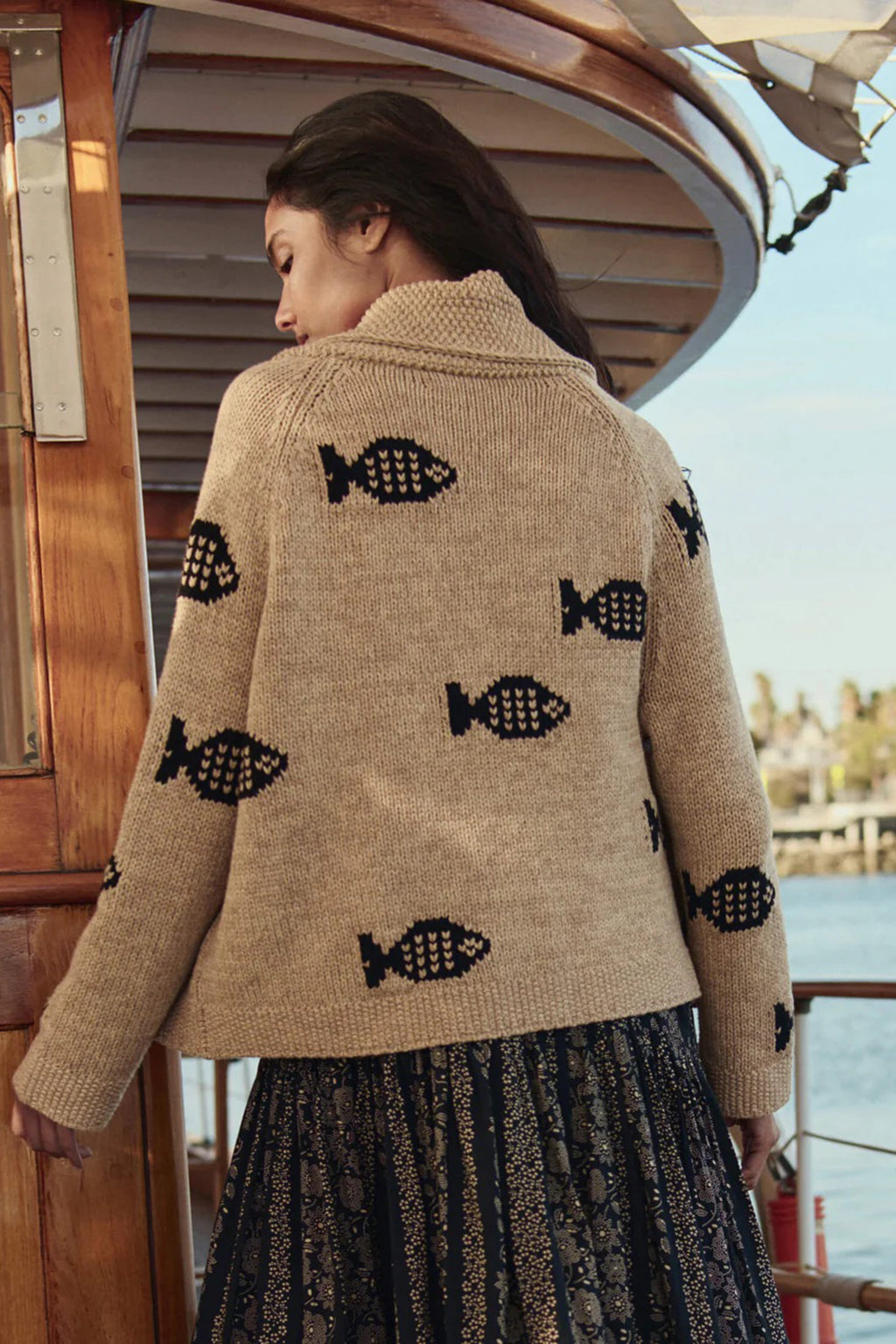 THE SWIMMING FISH LODGE CARDIGAN *pre-order*