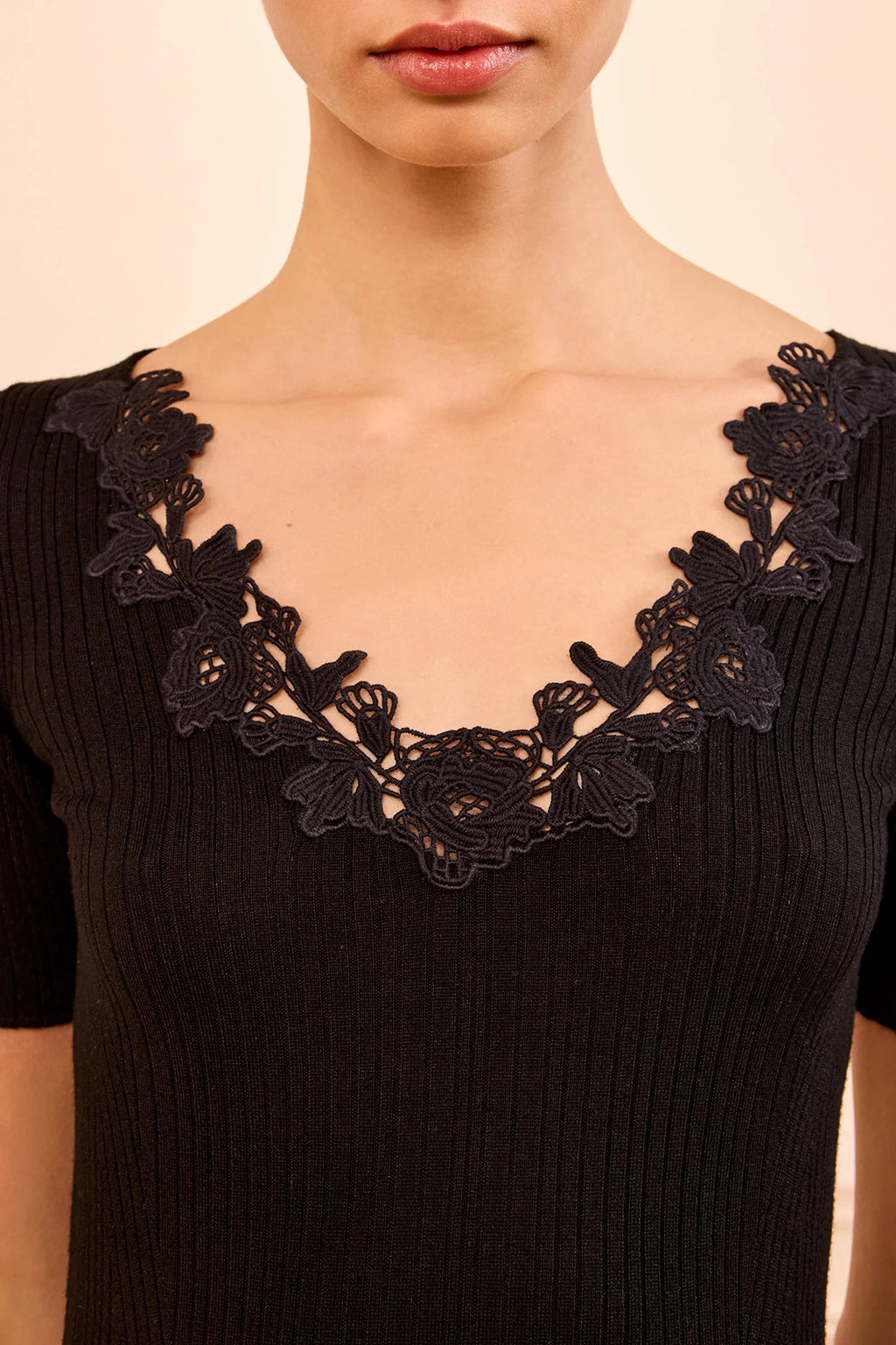 CELESTE SHORT SLEEVE KNIT TOP