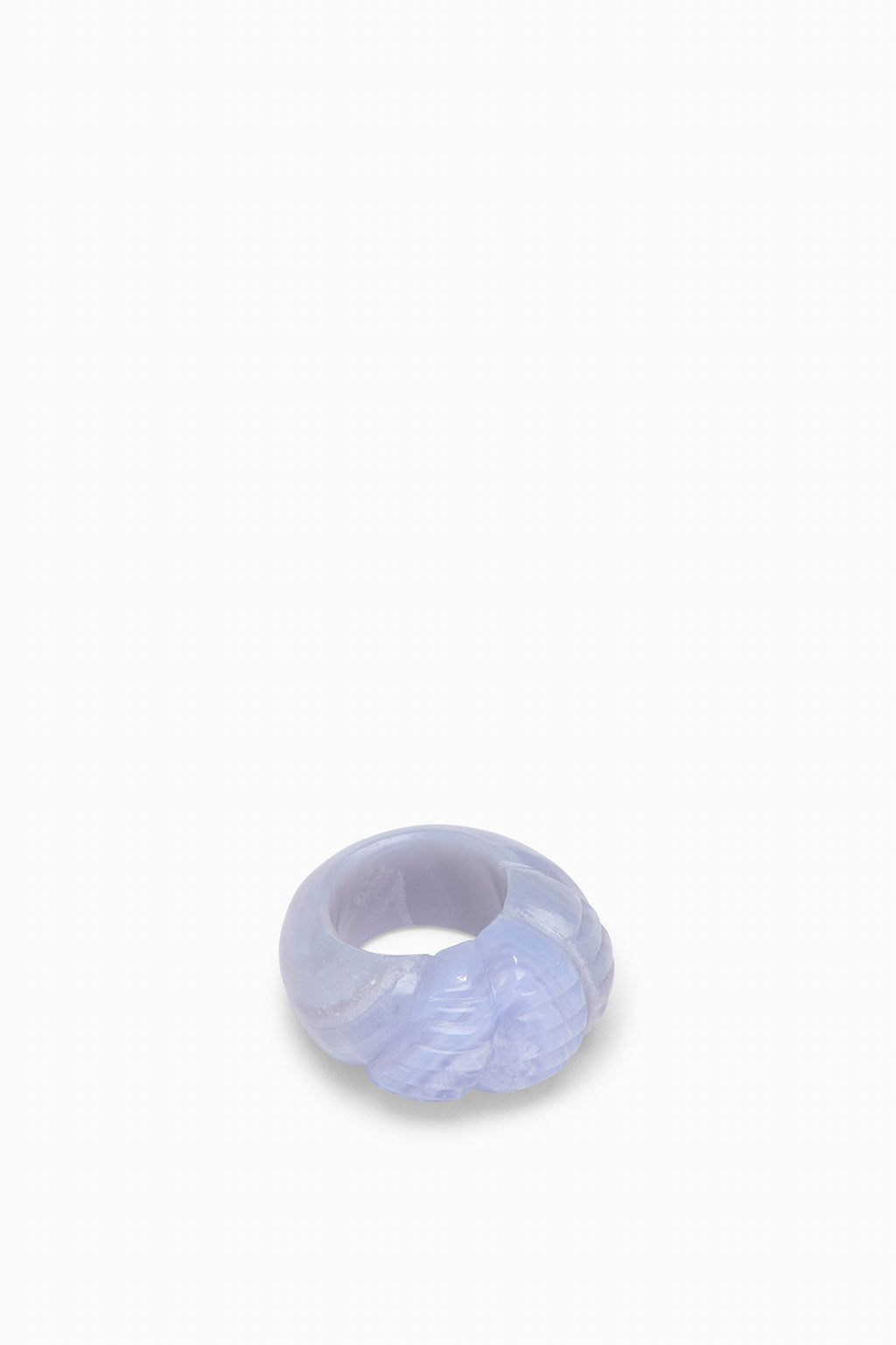 BAGUE EN PIERRE TORSADÉE