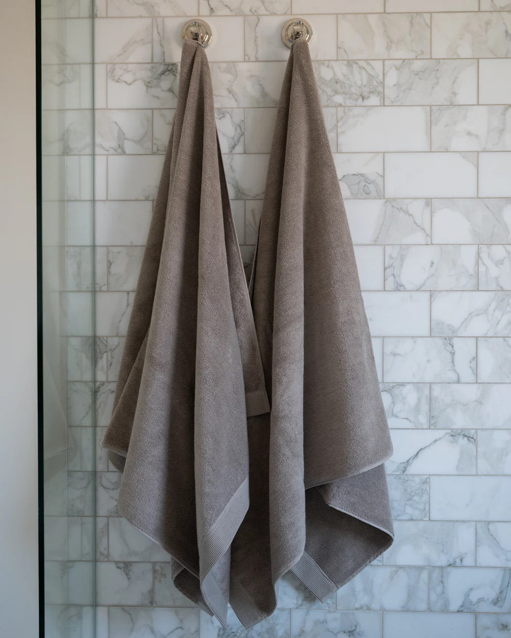 THE BATH TOWEL TRUFFLE