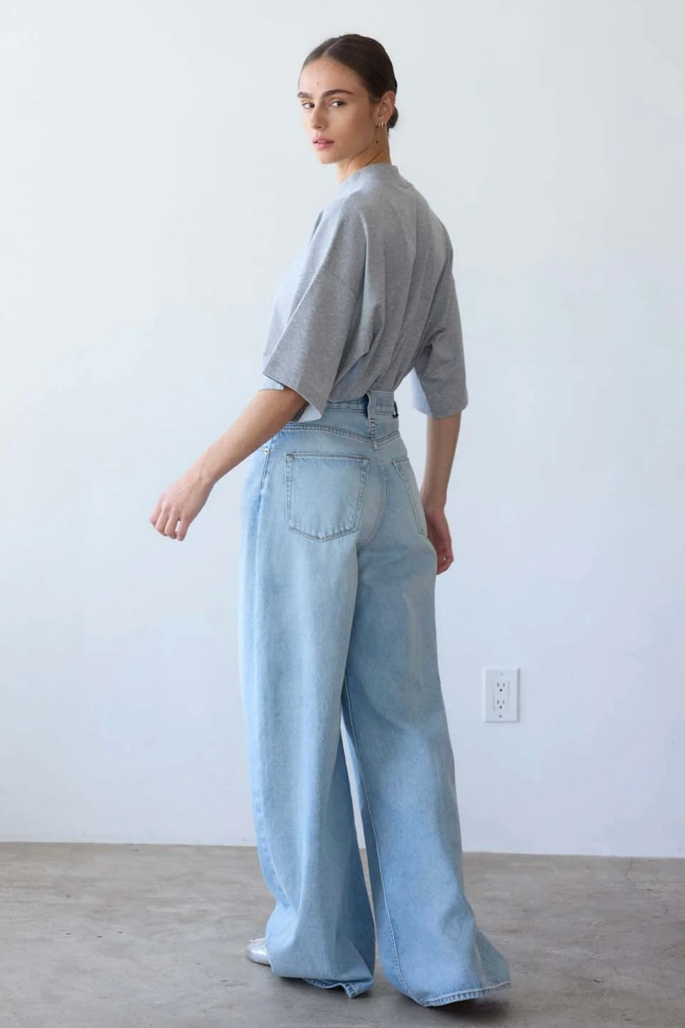LE JEAN AMPLE