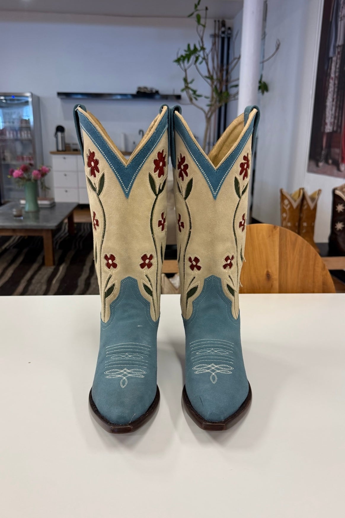 THE COWBOY BOOT