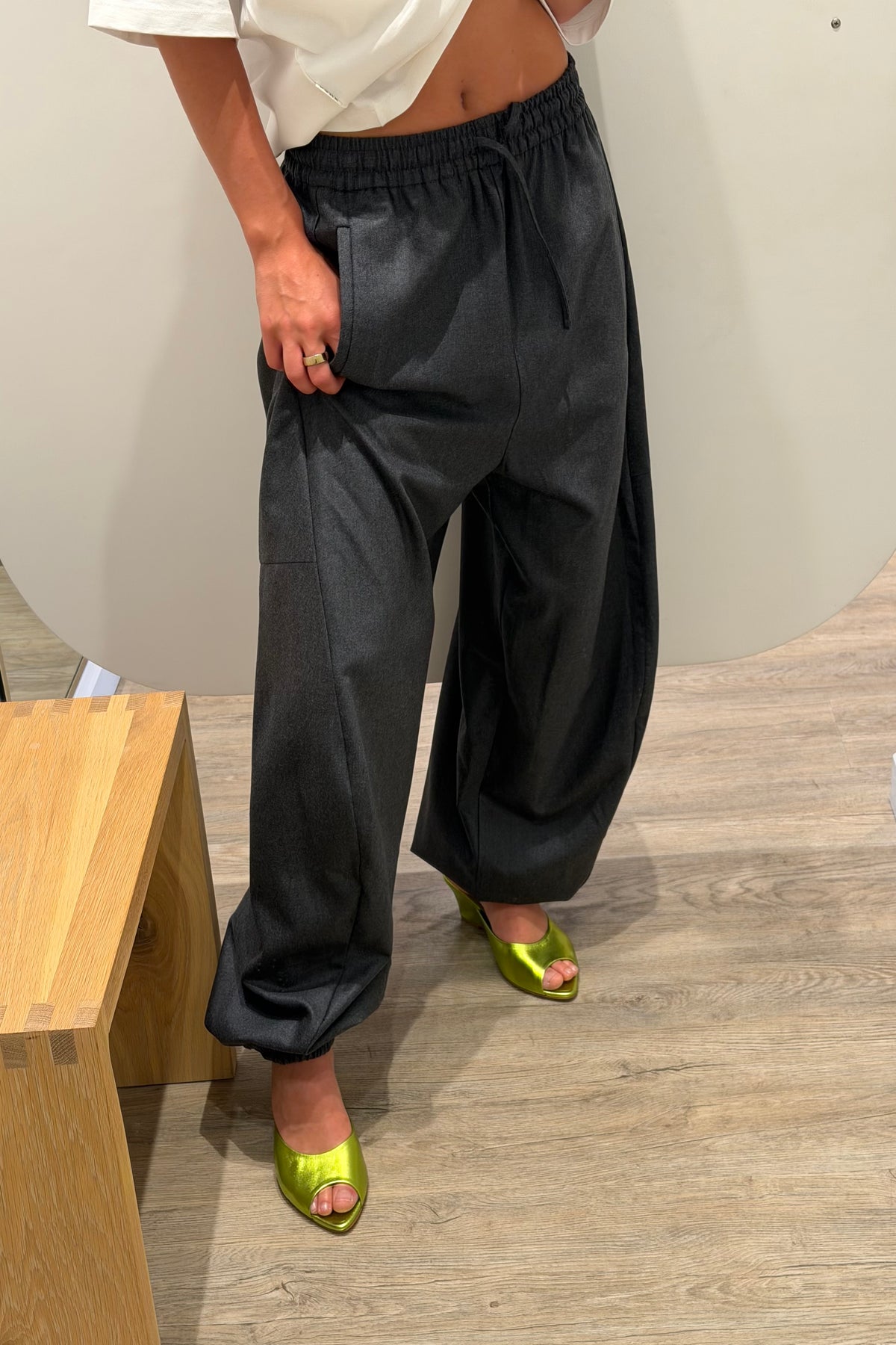 BALLOON TRACK PANTS