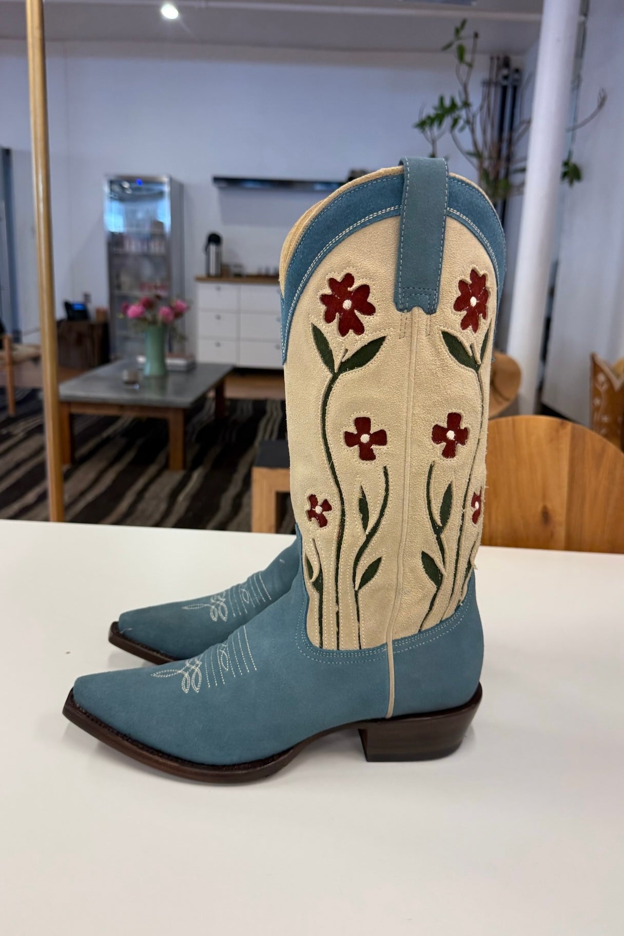 THE COWBOY BOOT
