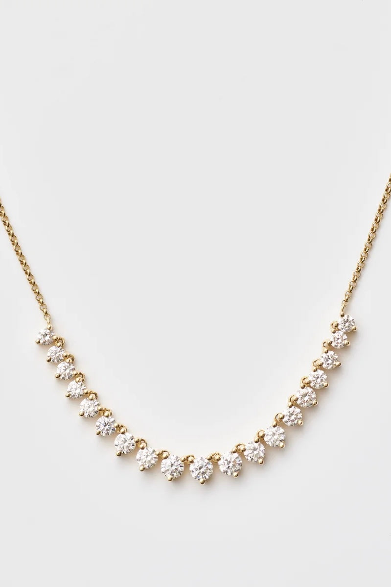 COLLIER DE DIAMANTS DÉCROISSANTS