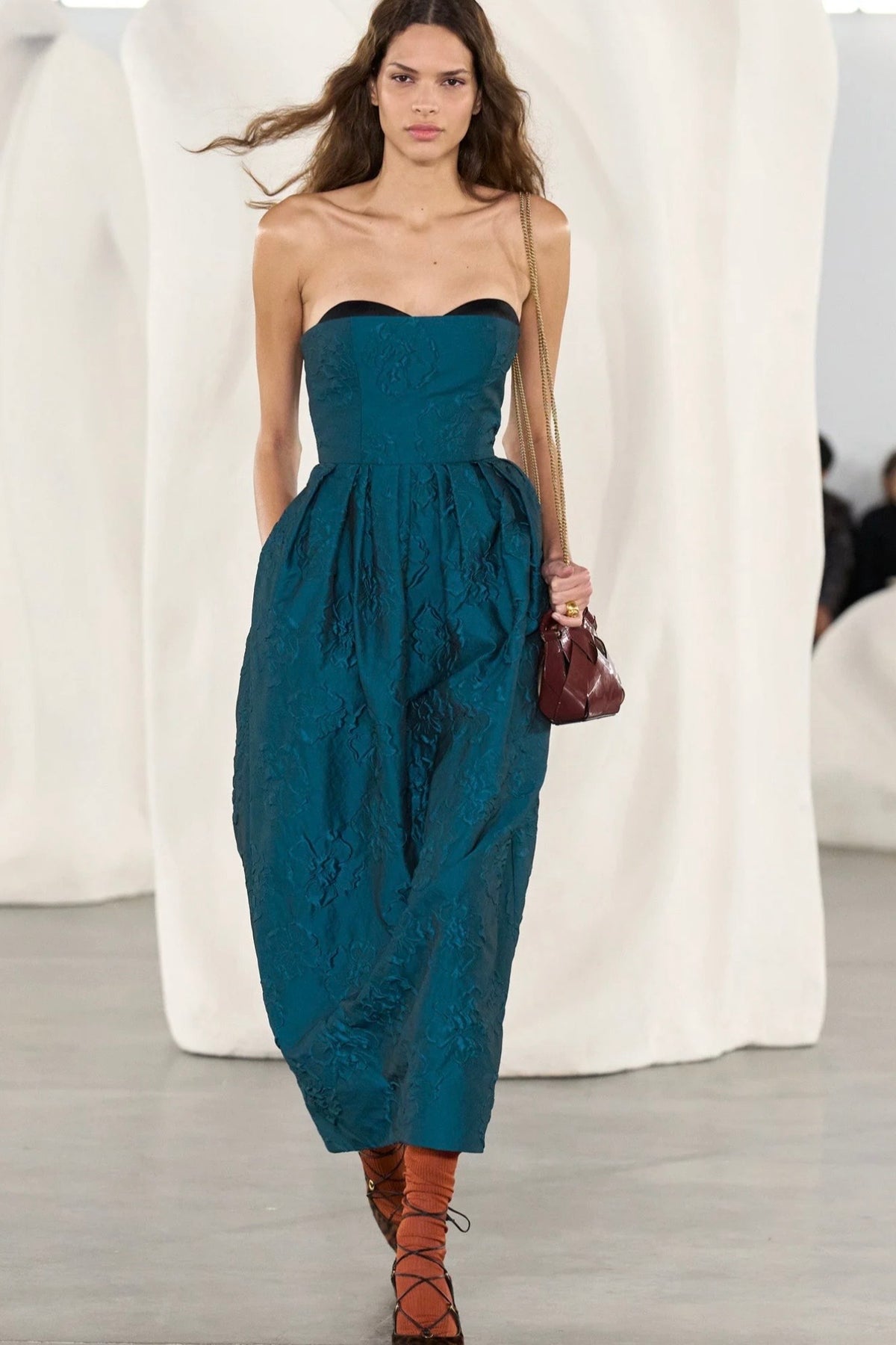 KATERINA STRAPLESS CLOQUE DRESS