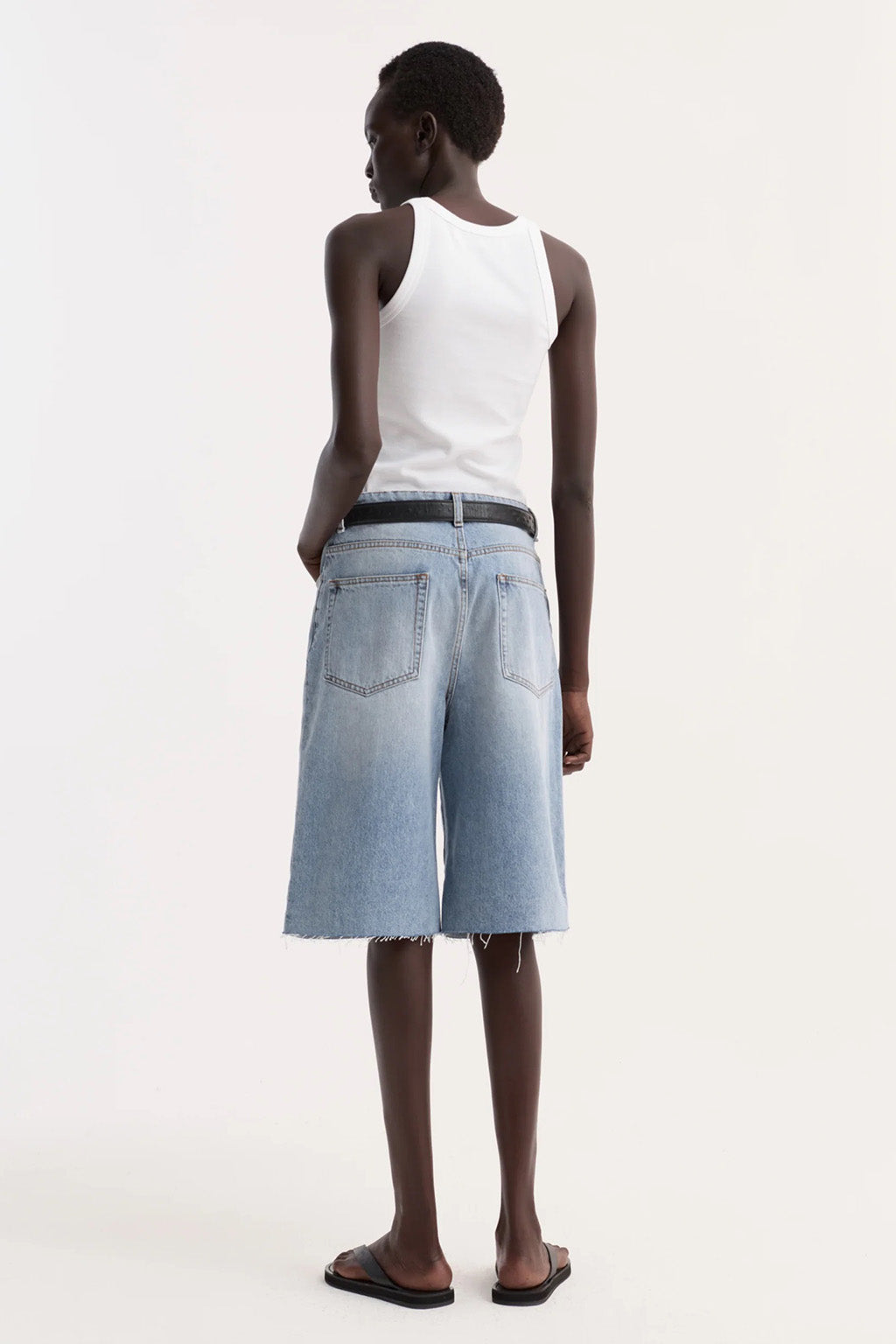SHORT BAGGY EN JEAN
