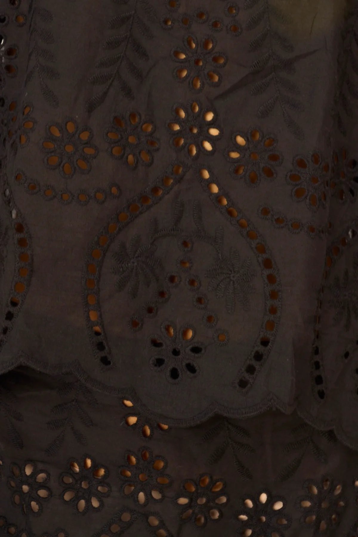 BELLA EMBROIDERED SKIRT