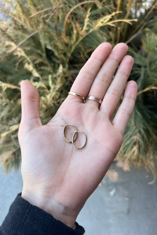 3/4" SKINNY OVAL DIAMOND HOOPS