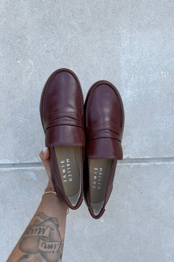 THE PENNY LOAFER