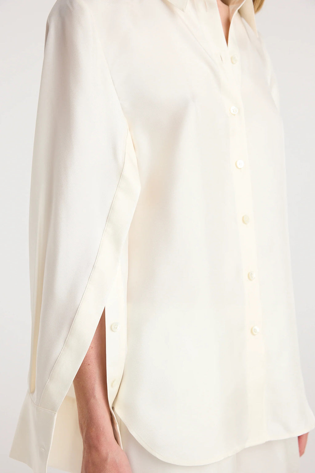 SILK OPEN SLEEVE DETAILED SHIRT *pre-order*