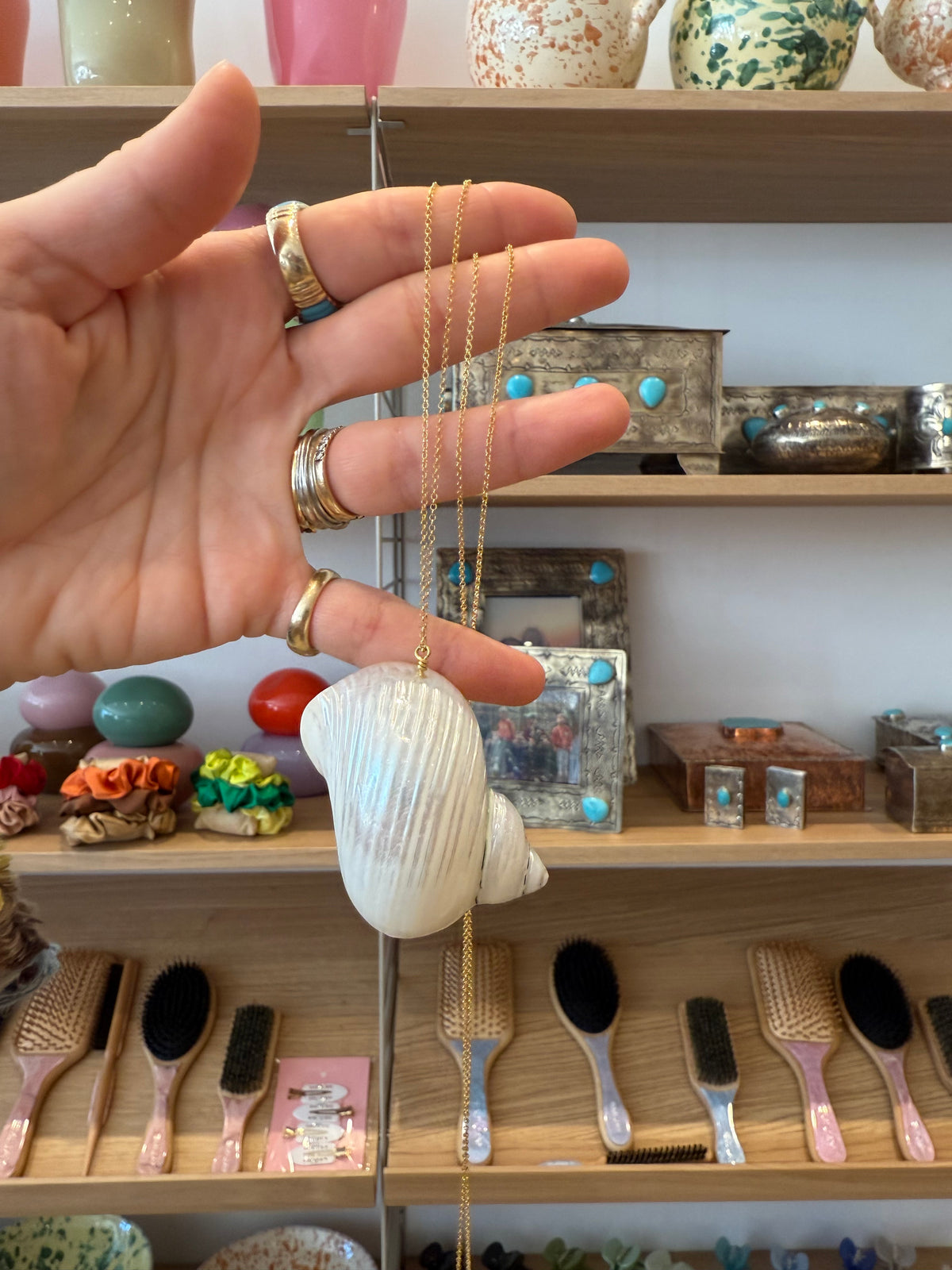 SEASHELL NECKLACE