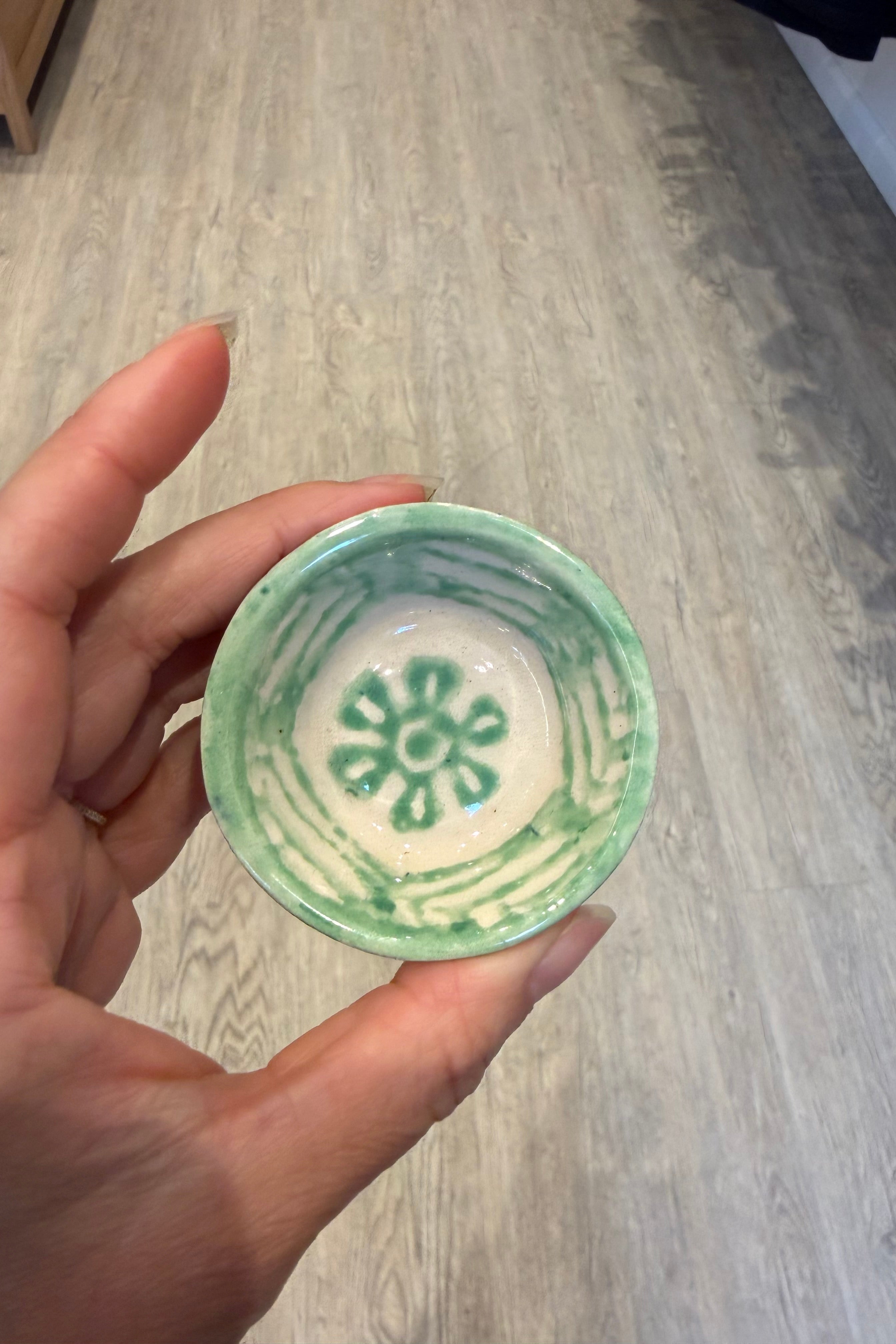 MINI CLAY BOWL IN PISTACHE
