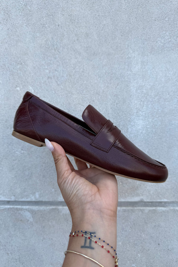THE PENNY LOAFER