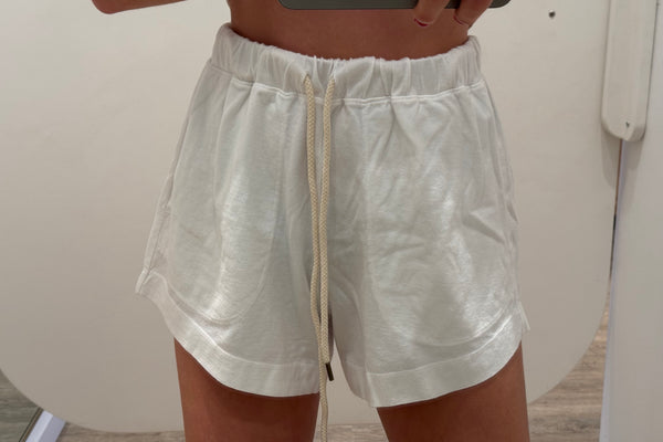 THE FLUTTER SHORT
