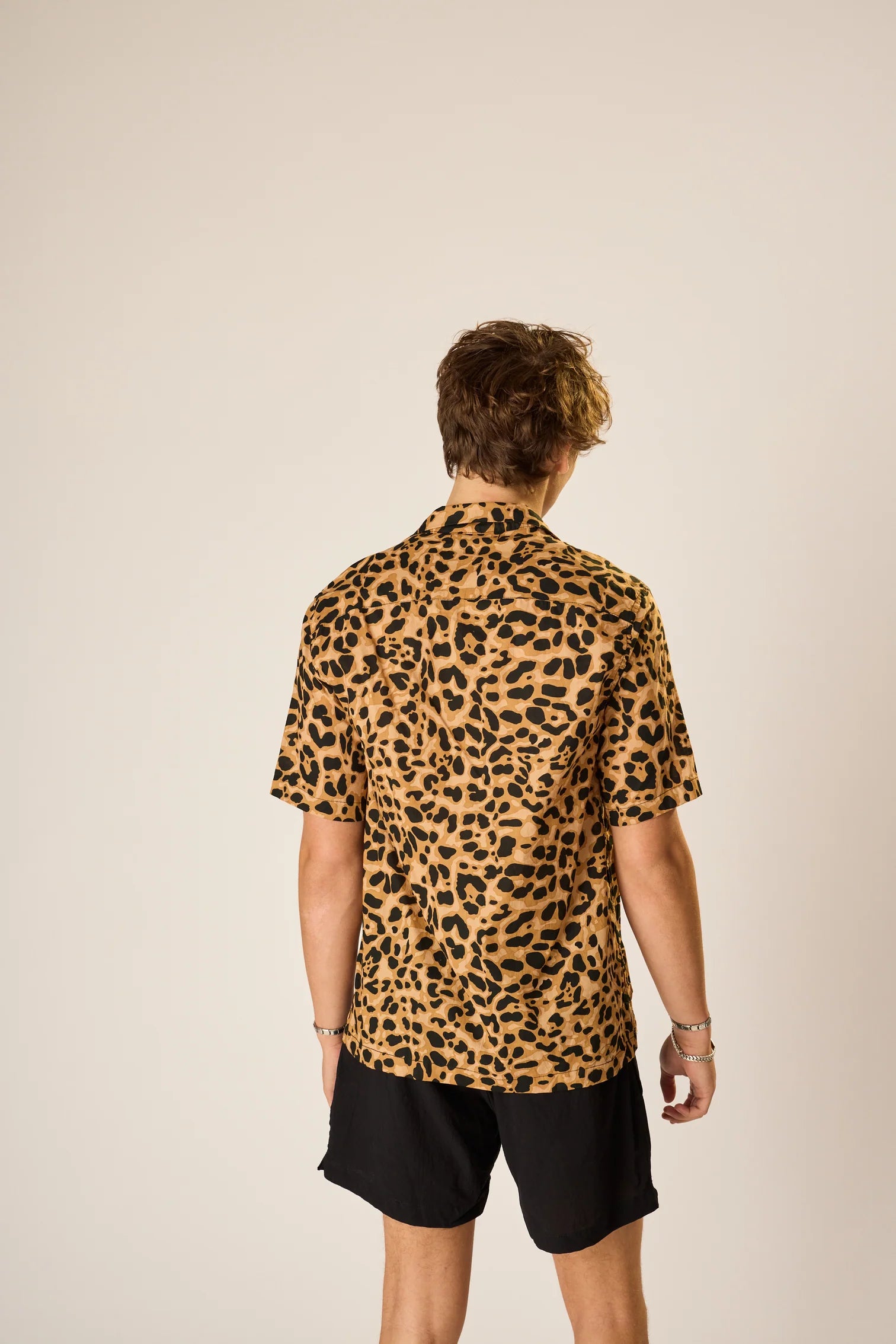 KEVIN SHIRT