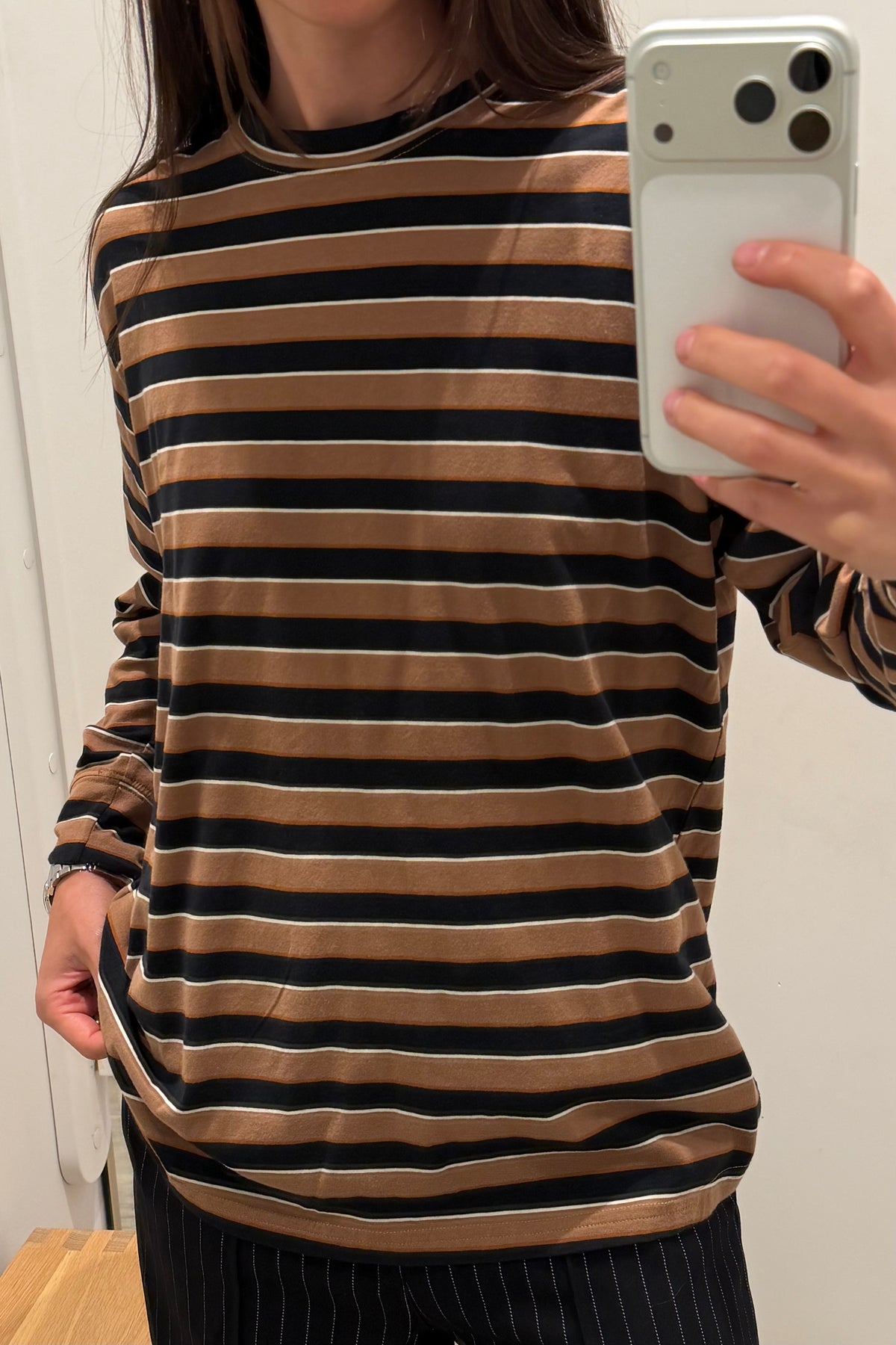 THE LONG SLEEVE RELAXED CREW