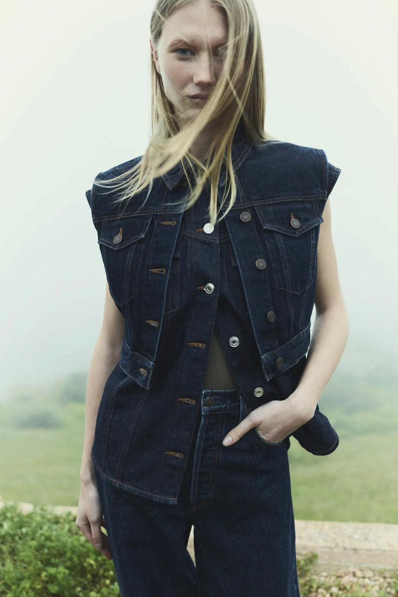 LEO VEST - SIZE M