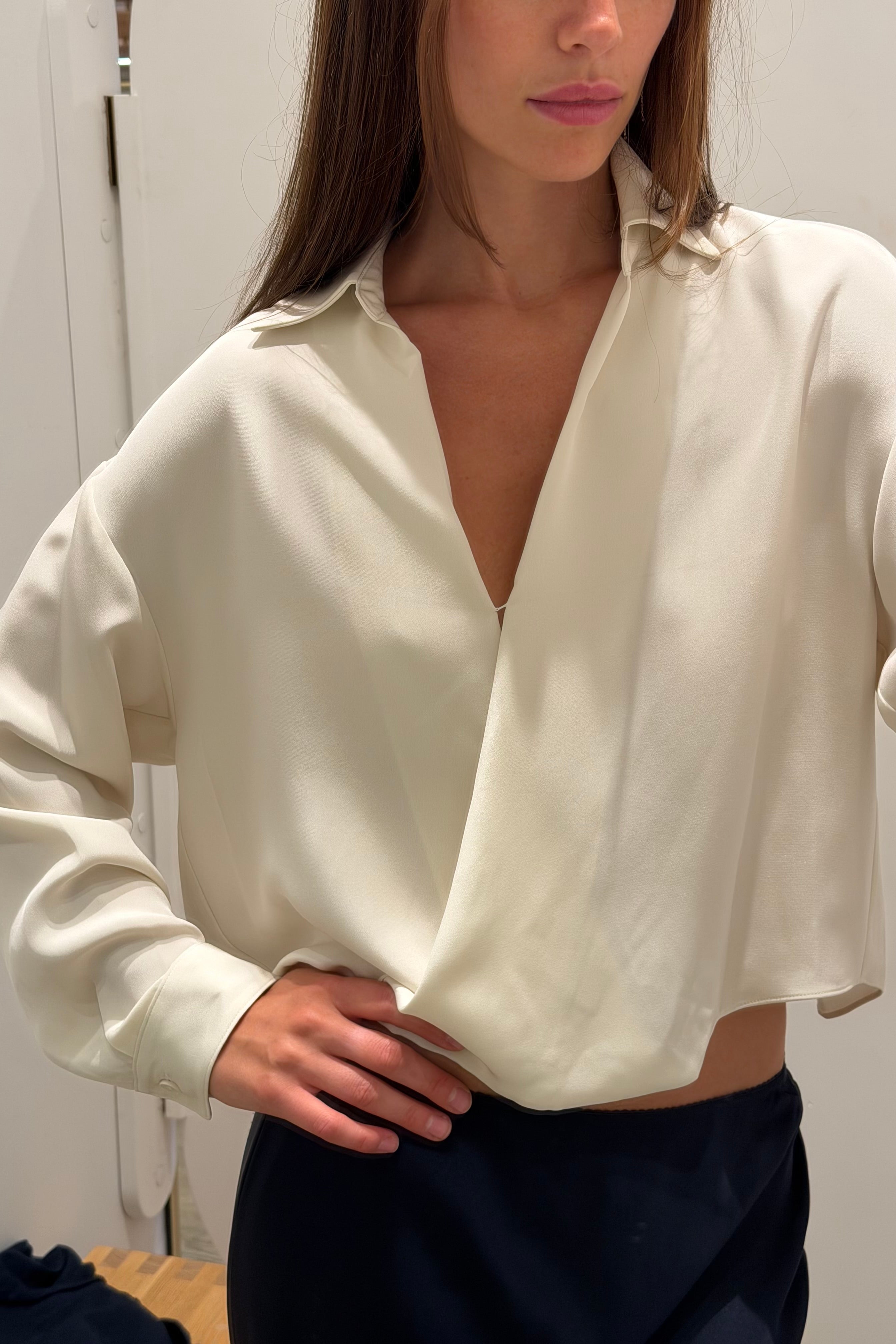 TROPEZ B TWISTED WRAP SHIRT
