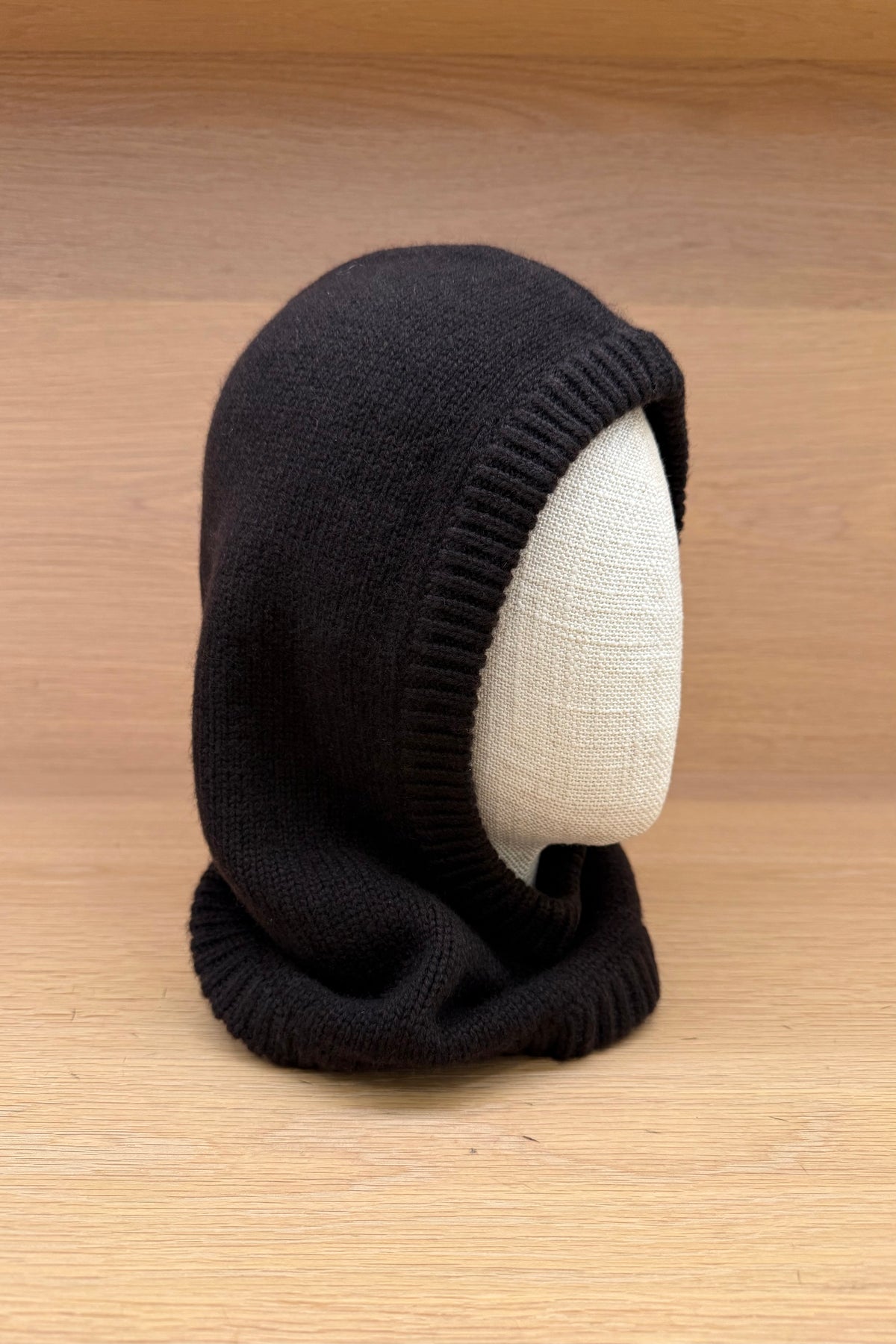 THE ASTRI CASHMERE HOOD