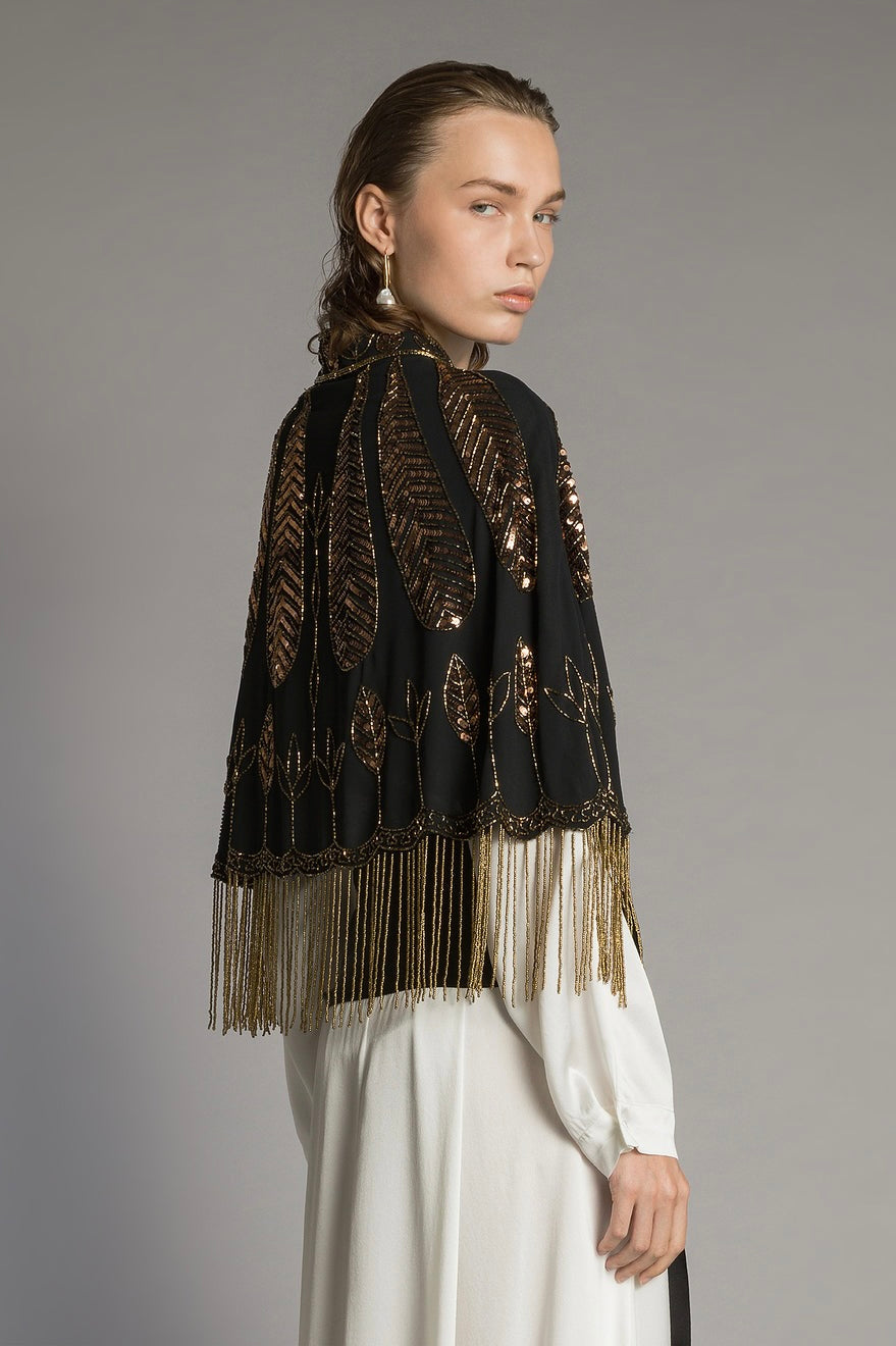 THE QUEEN'S BEADS CAPE