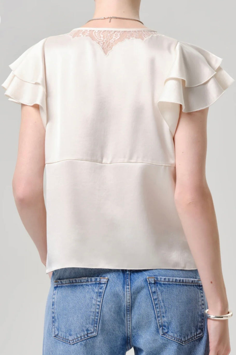 LOLA FLUTTER LACE SLEEVE TOP