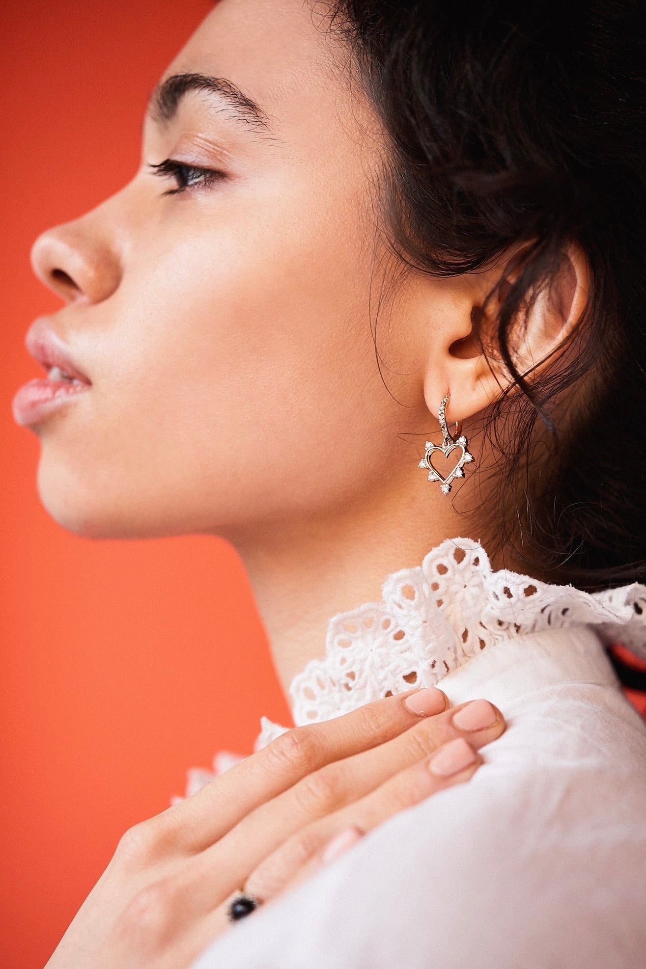 OPEN HEART EARRINGS