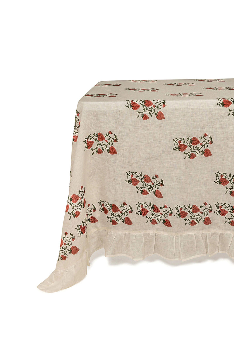 FRAISES DES BOIS TABLECLOTH