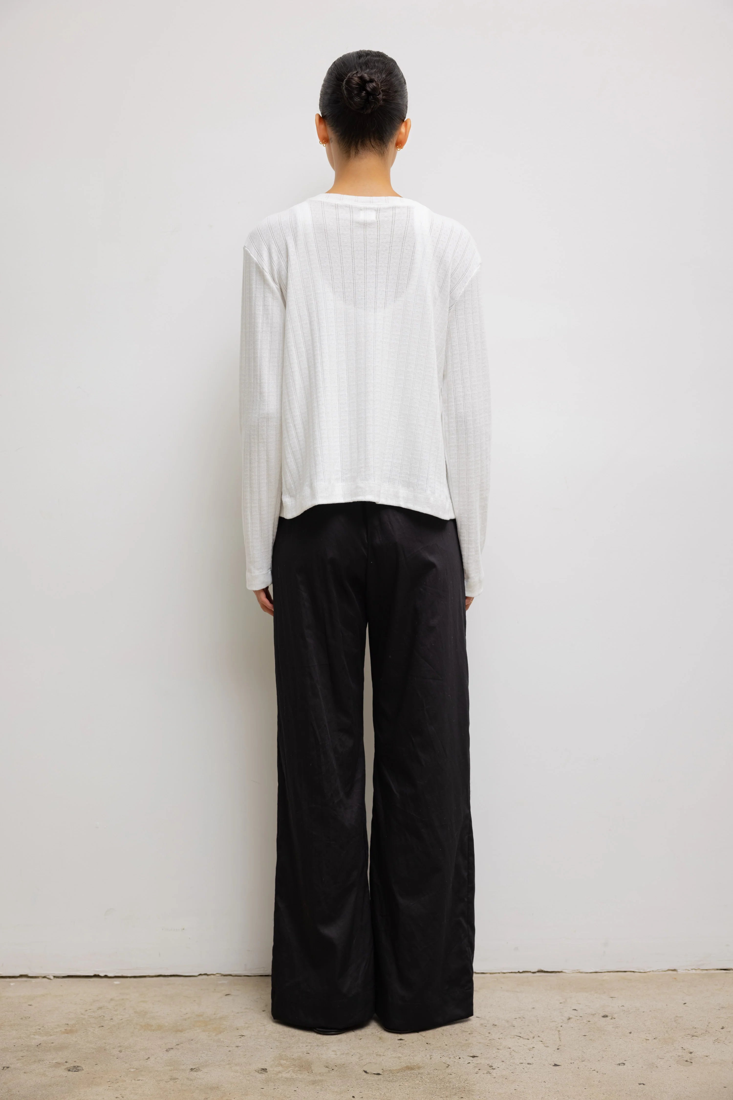POINTELLE CLASSIC CREW CARDIGAN