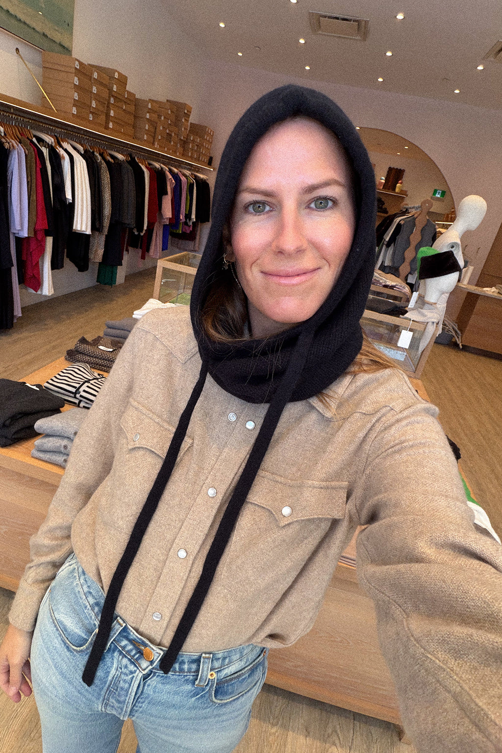 SYBEL CASHMERE HOOD