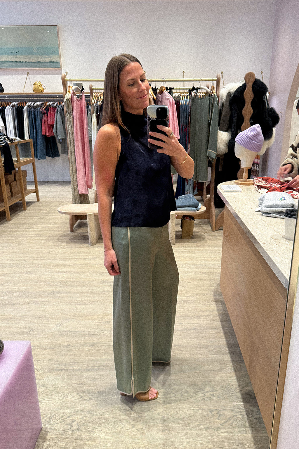 ENVERS SHINY SATIN CROPPED PANTS