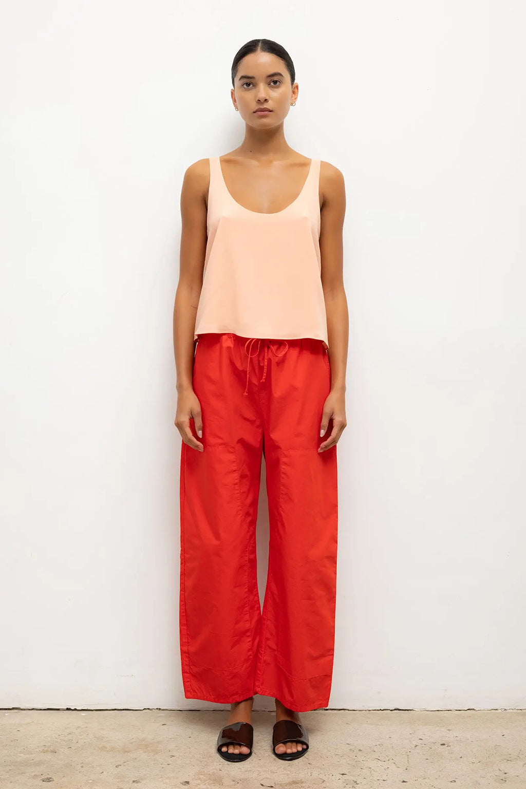 ARI SCOOP NECK TANK