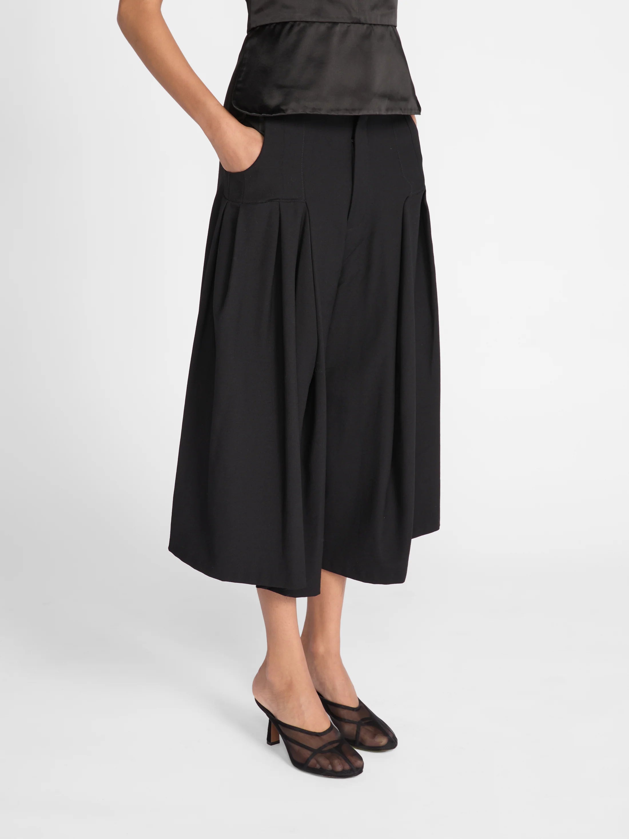 TRIPLE PLEAT CULOTTE TROUSER *pre-order*