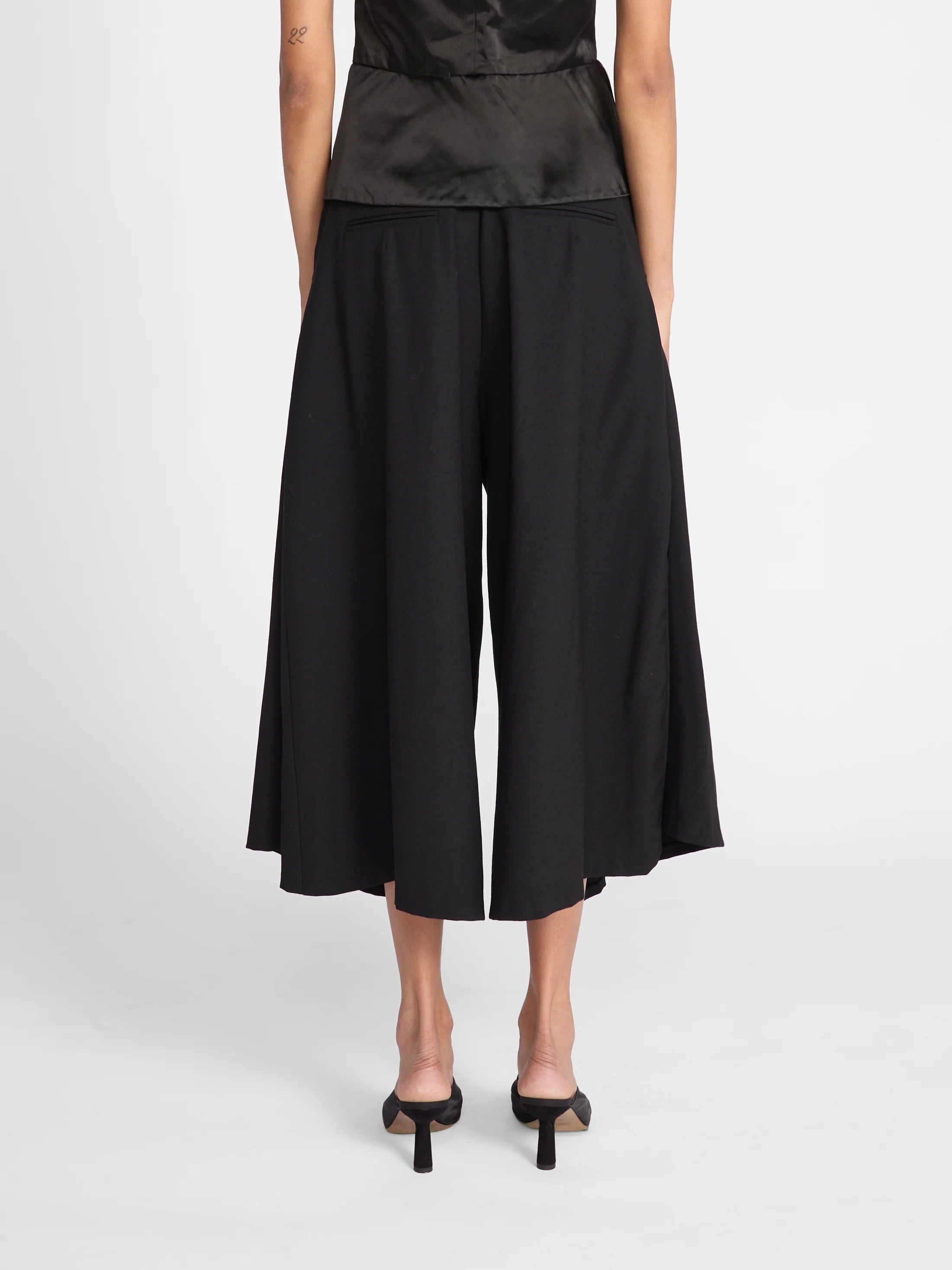 TRIPLE PLEAT CULOTTE TROUSER *pre-order*