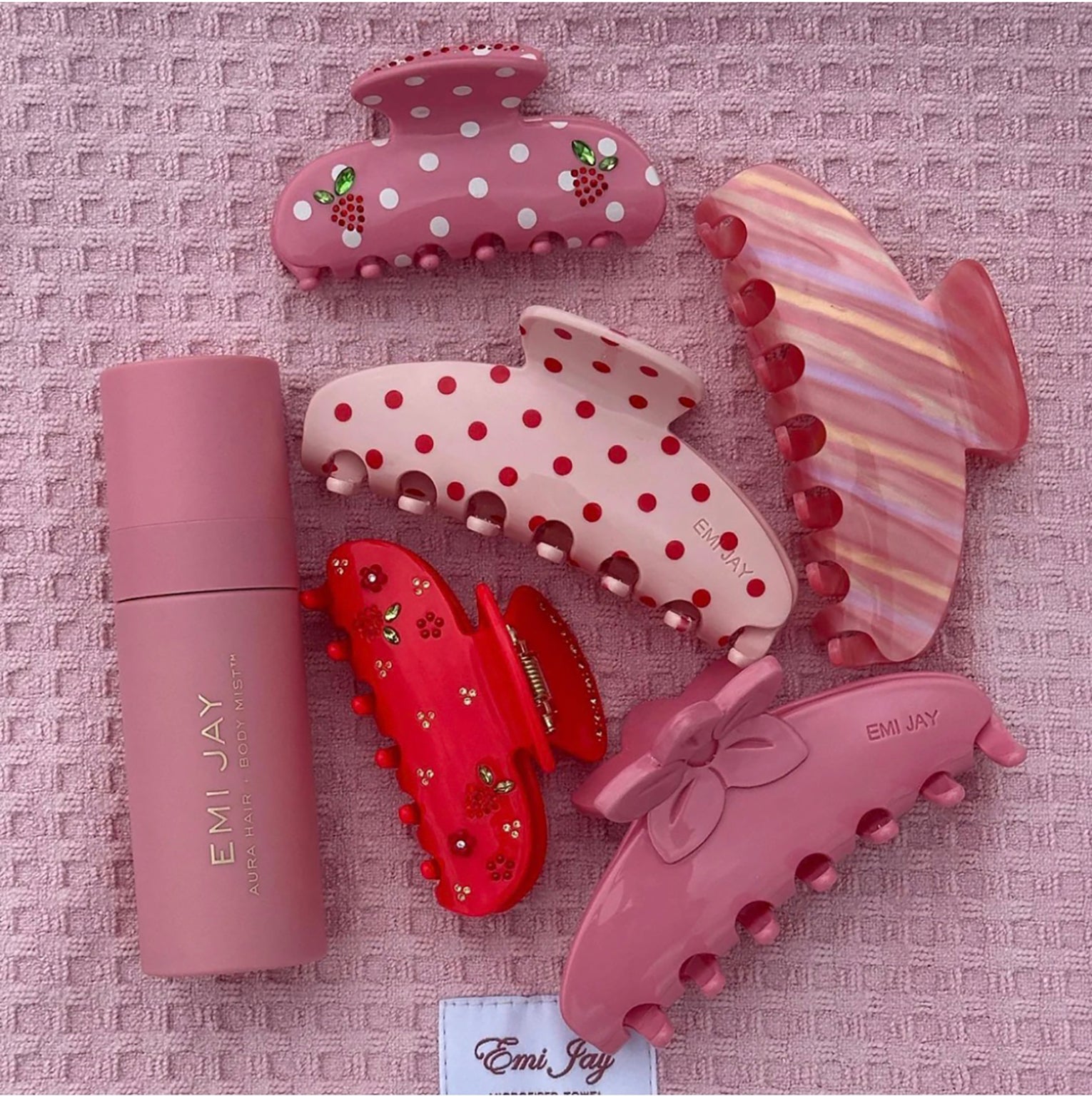 SWEETHEART CLIP IN BERRY BEACH CLUB