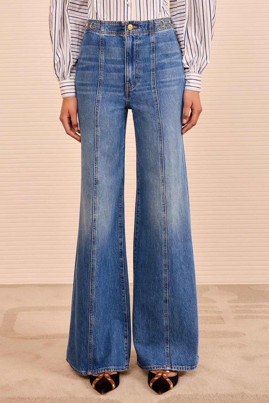 THE DELPHINE JEAN