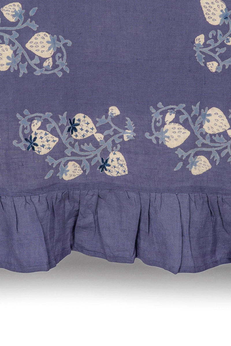 FRAISES DES BOIS TABLECLOTH