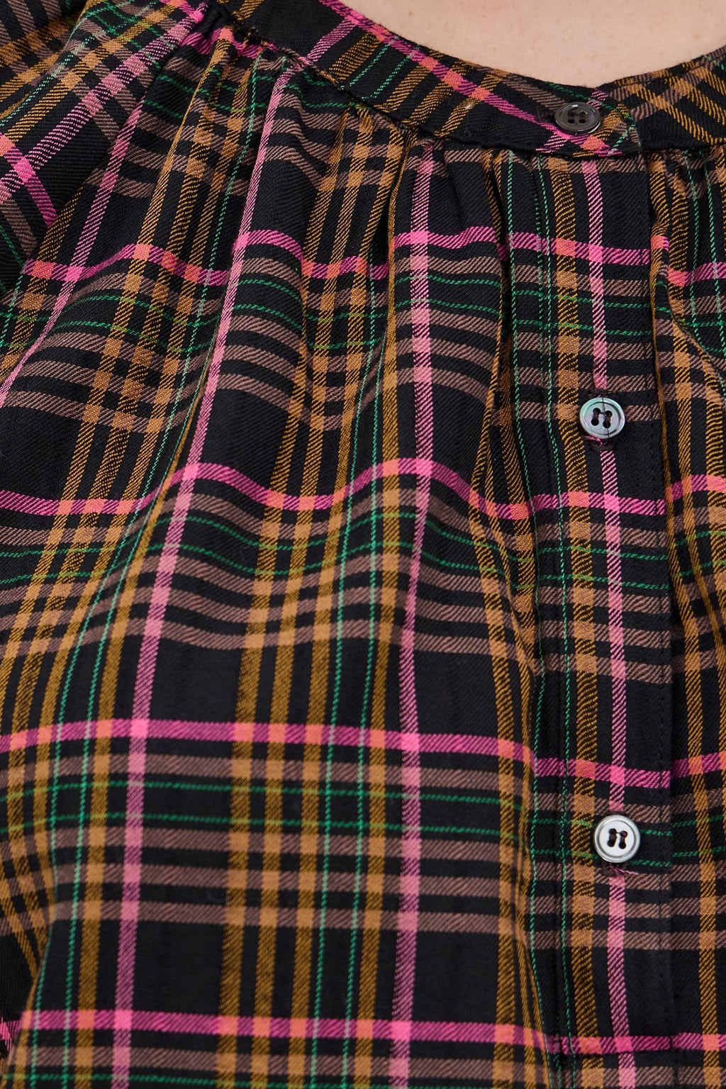 DARA PLAID TOP